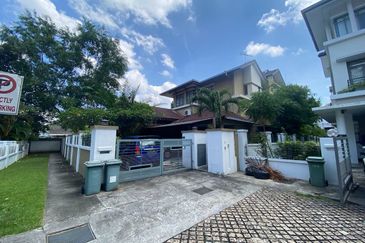 Changkat Kiara Surya