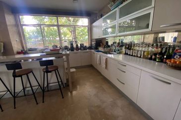 Changkat Kiara Surya