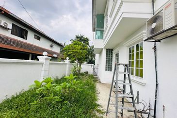 White House Bungalow 9817 sqft Titiwangsa, Kuala Lumpur FOR SALE