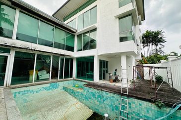 White House Bungalow 9817 sqft Titiwangsa, Kuala Lumpur FOR SALE