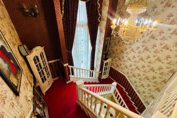 FACING OPEN Renovated Well Kept Two Storey Bungalow with Huge Land Area, Ara Damansara