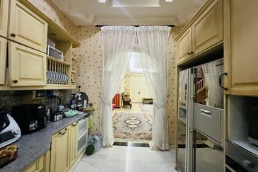 FACING OPEN Renovated Well Kept Two Storey Bungalow with Huge Land Area, Ara Damansara