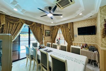 FACING OPEN Renovated Well Kept Two Storey Bungalow with Huge Land Area, Ara Damansara