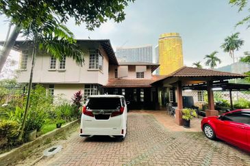 Kampung Bukit Lanjan