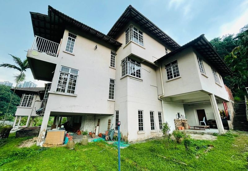 Kampung Bukit Lanjan