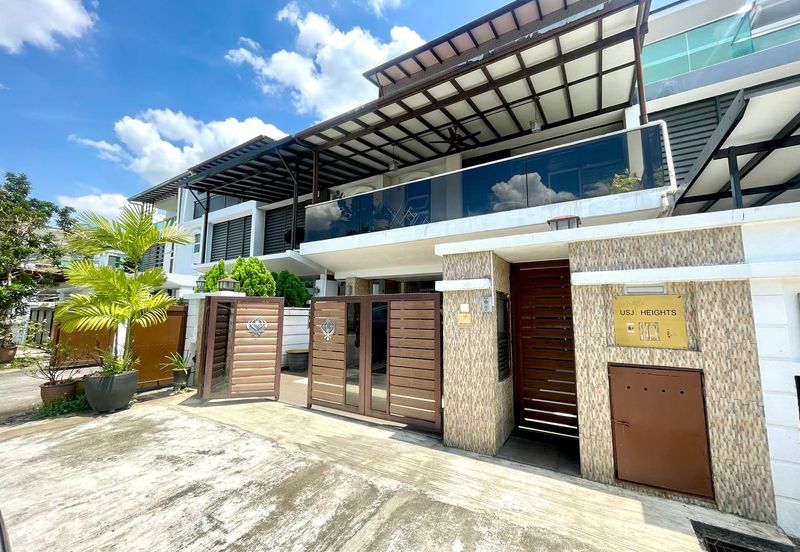CYPRUS 2.5 Storey Superlink Terrace USJ Heights Subang Jaya FOR SALE