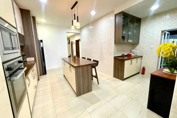 CYPRUS 2.5 Storey Superlink Terrace USJ Heights Subang Jaya FOR SALE