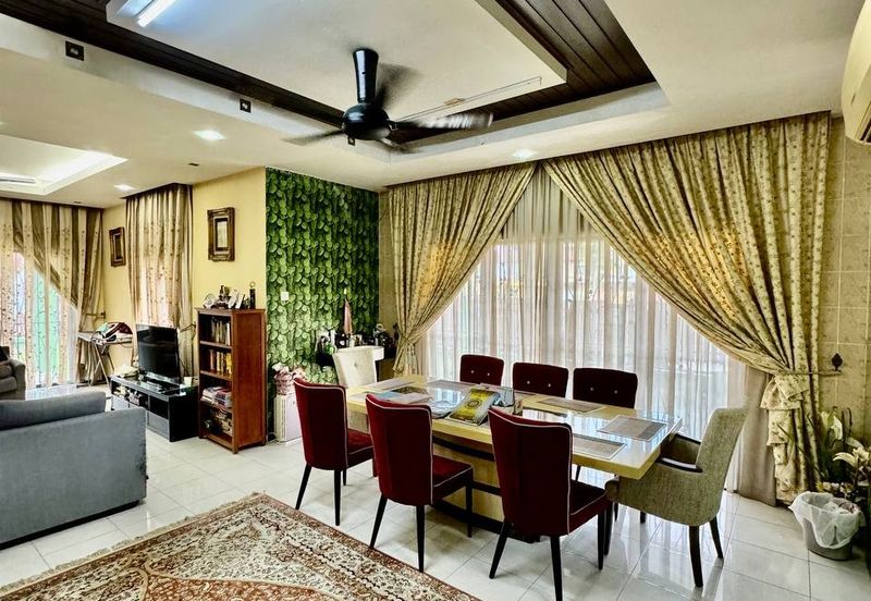 Near Playground! CORNER LOT 2 Storey Superlink Jalan Jeriji Bukit Jelutong 