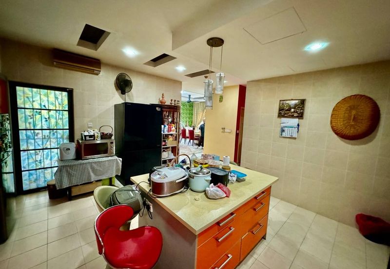 Near Playground! CORNER LOT 2 Storey Superlink Jalan Jeriji Bukit Jelutong 