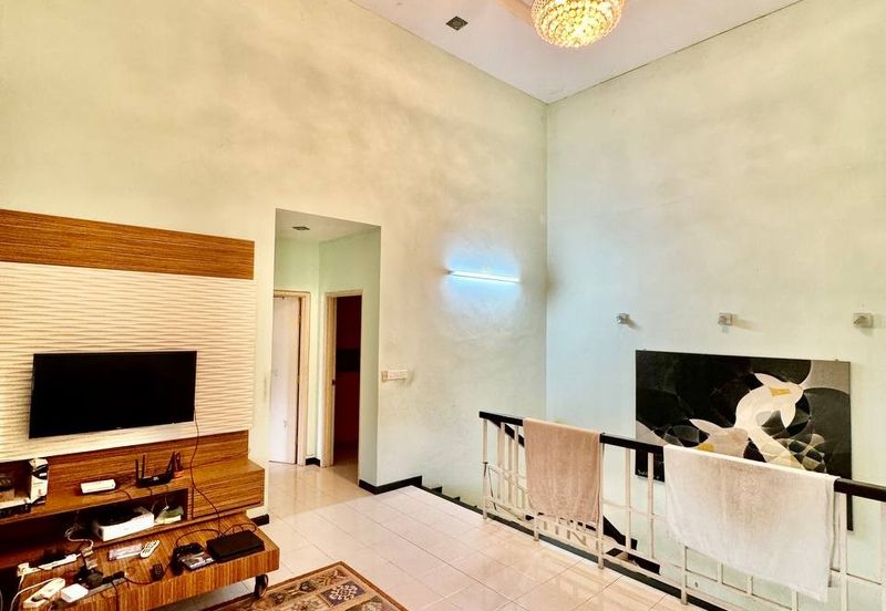 Near Playground! CORNER LOT 2 Storey Superlink Jalan Jeriji Bukit Jelutong 