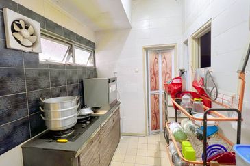 Jalan Damai Perdana 1/2 