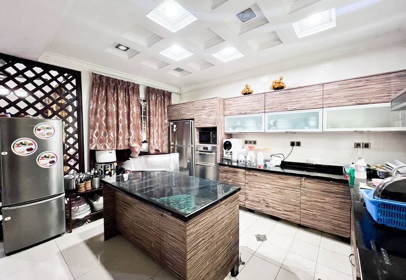 Jalan Damai Perdana 1/2 