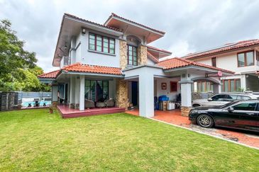 Ara Damansara FACING OPEN Spacious Land of CORNER LOT Two Storey Bungalow FOR SALE