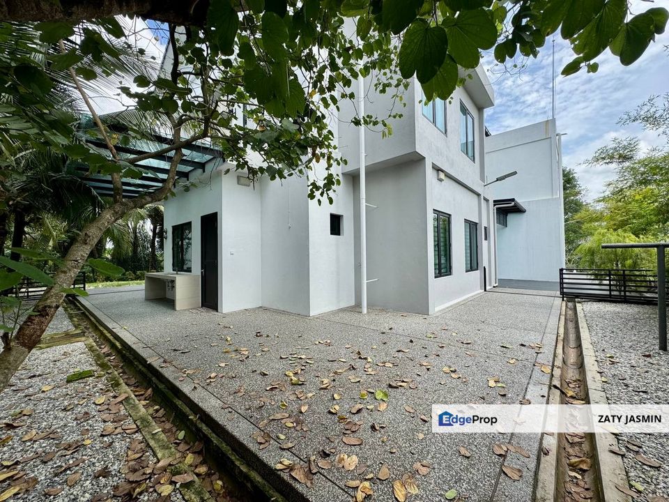 Saujana Golf Shah Alam Two Storey of Elegance Luxurious Bungalow in Glenhill FOR SALE, Selangor, Saujana 