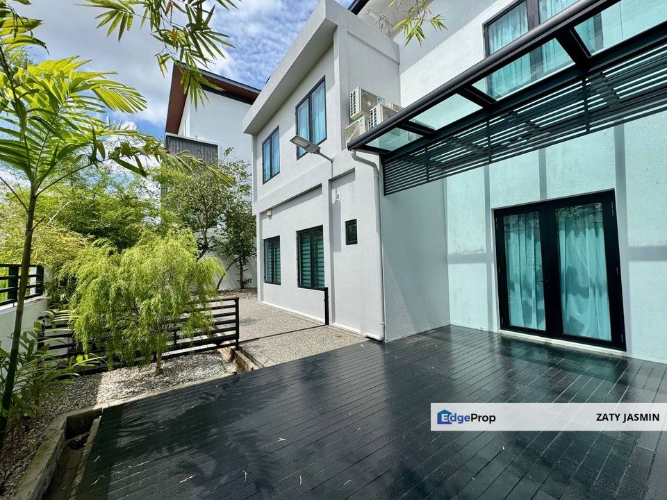 Saujana Golf Shah Alam Two Storey of Elegance Luxurious Bungalow in Glenhill FOR SALE, Selangor, Saujana 