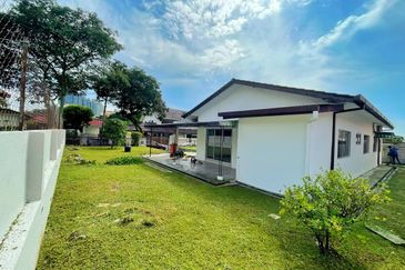 SS 3 Petaling Jaya Single Storey Old Bungalow FOR SALE