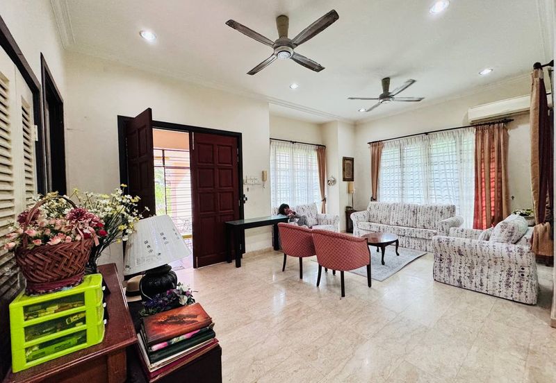 Ara Damansara PJ CORNER Huge Land Double Storey Bungalow FOR SALE