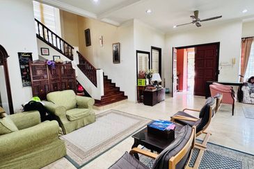 Ara Damansara PJ CORNER Huge Land Double Storey Bungalow FOR SALE