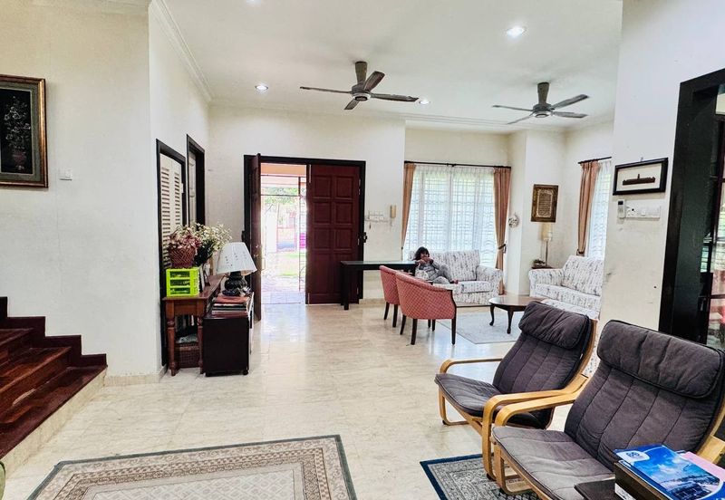 Ara Damansara PJ CORNER Huge Land Double Storey Bungalow FOR SALE