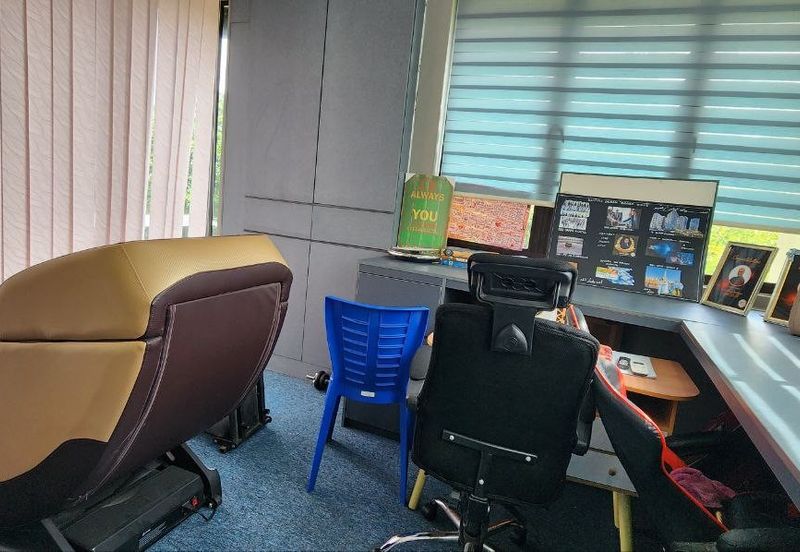 Subang Bestari CORNER LOT Semi Detached Double Storey (Spacious Land) FOR SALE