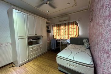 Cahaya SPK, Seksyen U9