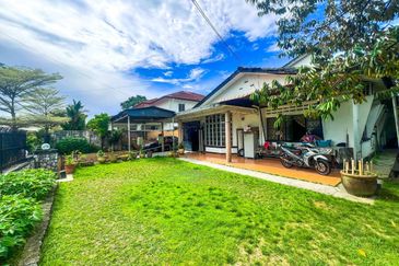 Taman Taynton (Taynton View)