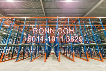 * PETALING JAYA ( PJ ) - 23,000 SQFT PRIME SIZE WAREHOUSE WITH RACKING SYSTEM ( FOR RENT )