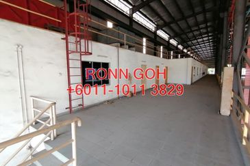 * RAWANG : 4 ACRES + FREEHOLD LAND + 100,000 SQFT FACTORY ( FOR SALE ) * 万挠 : 4 英亩 + 永久产权土地 + 100,000 平方英尺工厂（出售）