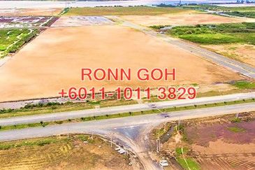 * WESTPORT - 1 ACRE INDUSTRIAL LAND ( FOR SALE )