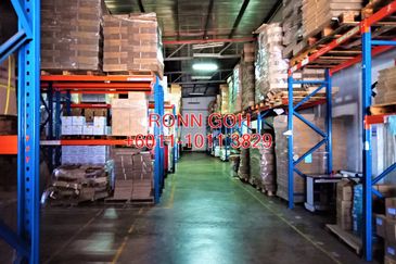 * GLENMARIE - 22K SQFT WAREHOUSE ( FOR RENT ) 