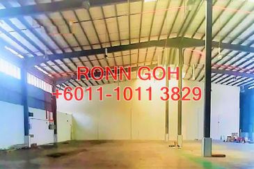 * PUCHONG 50K SQFT OFFICE & WAREHOUSE ( FOR RENT )