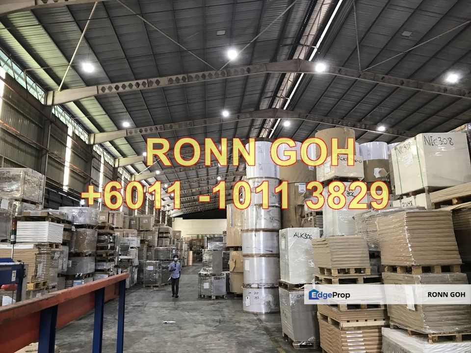 * SUBANG JAYA : 89,240 SQFT GREAT SIZE WAREHOUSE ( FOR RENT ) / 梳邦加也 : 89,240 平方尺 独立大型仓库（ 出租 ）, Selangor, Subang Jaya
