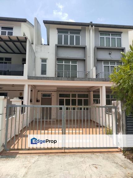 Taman Pulai Mutiara 3 Storey Terrace For Sale , Johor, Kangkar Pulai