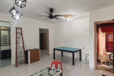 Sri Intan (Bandar Seri Alam)