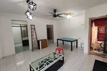 Sri Intan (Bandar Seri Alam)