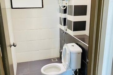 Seri Austin Luxury Apartment