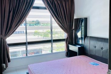 Seri Austin Luxury Apartment