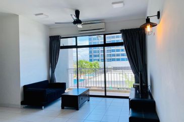 D'Summit Residences @ Kempas Utama