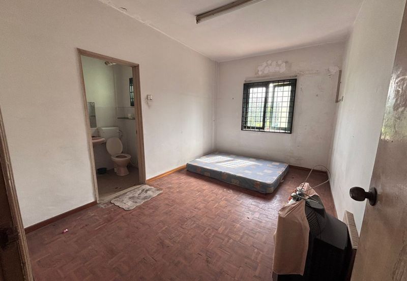 Lily & Jasmine Apartment