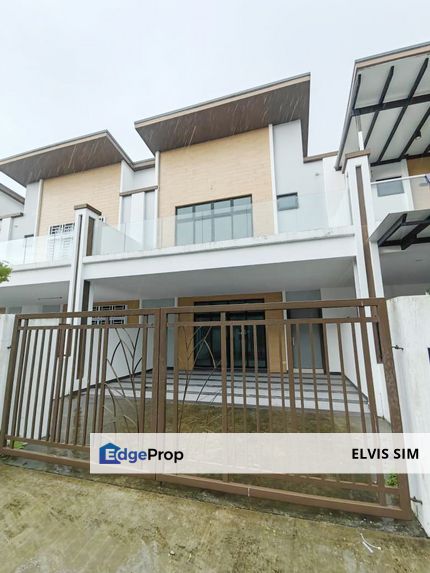 Ulu Tiram Double storey terrace house for sale, Johor, Ulu Tiram