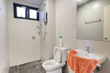 Meridin Suites Residences