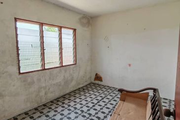 Flat Tasek 64, Bandar Baru Seri Alam