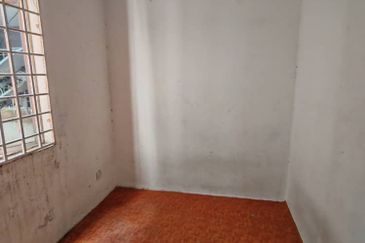 Flat Tasek 64, Bandar Baru Seri Alam