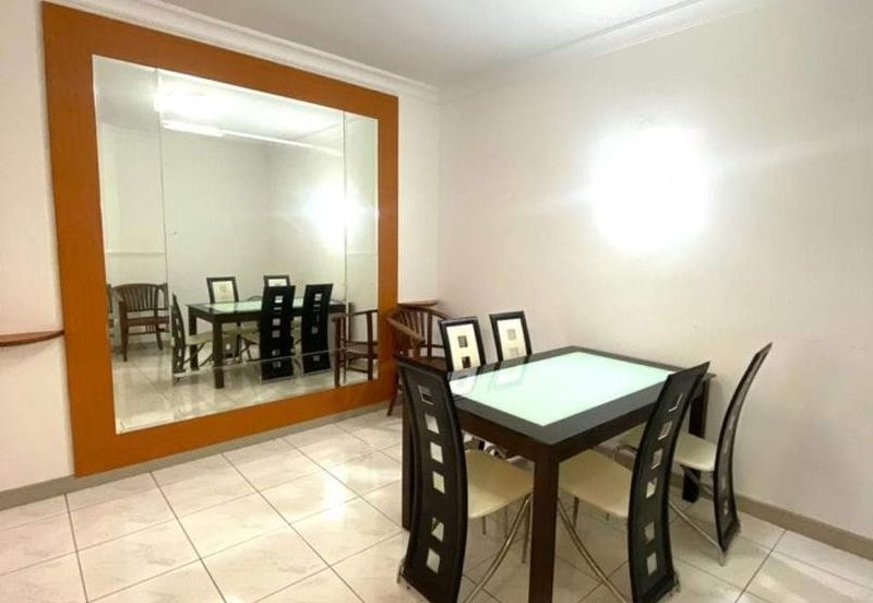 The Straits View, Bandar Baru Permas Jaya