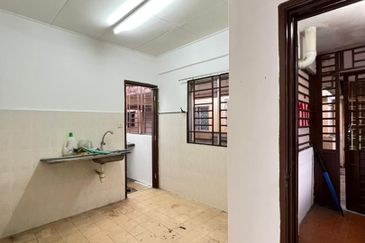 Pangsapuri Sri Ilham, Bandar Baru Seri Alam