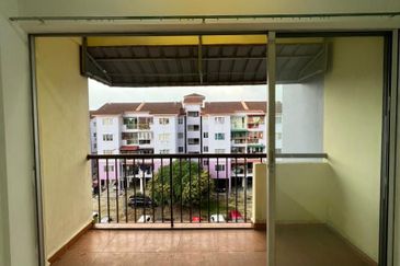 Pangsapuri Sri Ilham, Bandar Baru Seri Alam