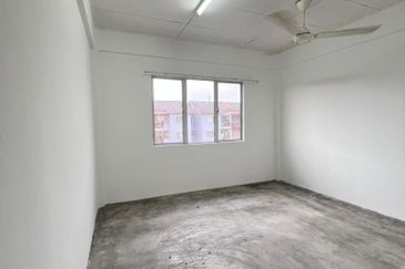 Pangsapuri Sri Ilham, Bandar Baru Seri Alam