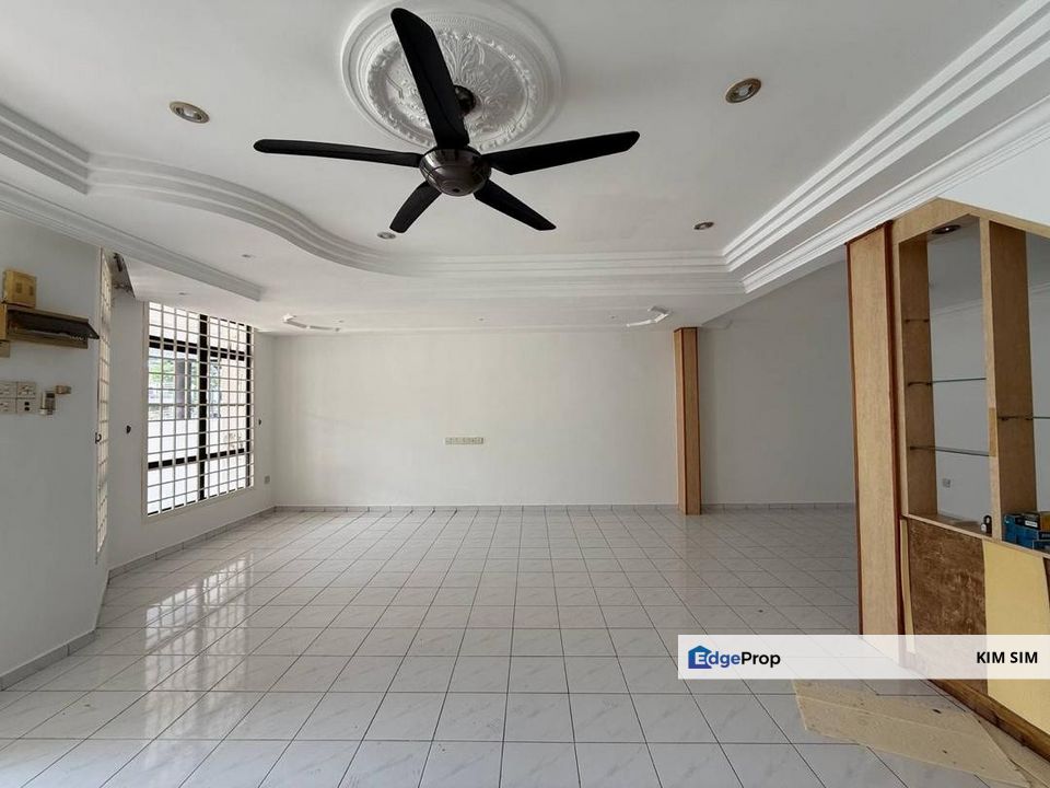 Taman Desa Cemerlang Double Storery Terrace House Foe Sale, Ulu Tiram., Johor, Ulu Tiram