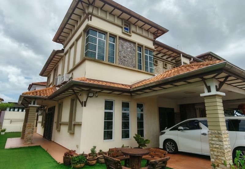 Taman Bukit Tropika