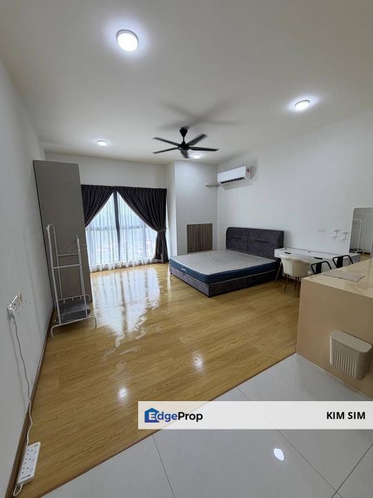 Country Garden Danga Bay Studio, Kings Bay, Amberside, Bay Laurel, Baypoint, Royal Strand, Lovell, JB Town Area, Shuttle Bus To CIQ, JB Sentral.., Johor, Johor Bahru